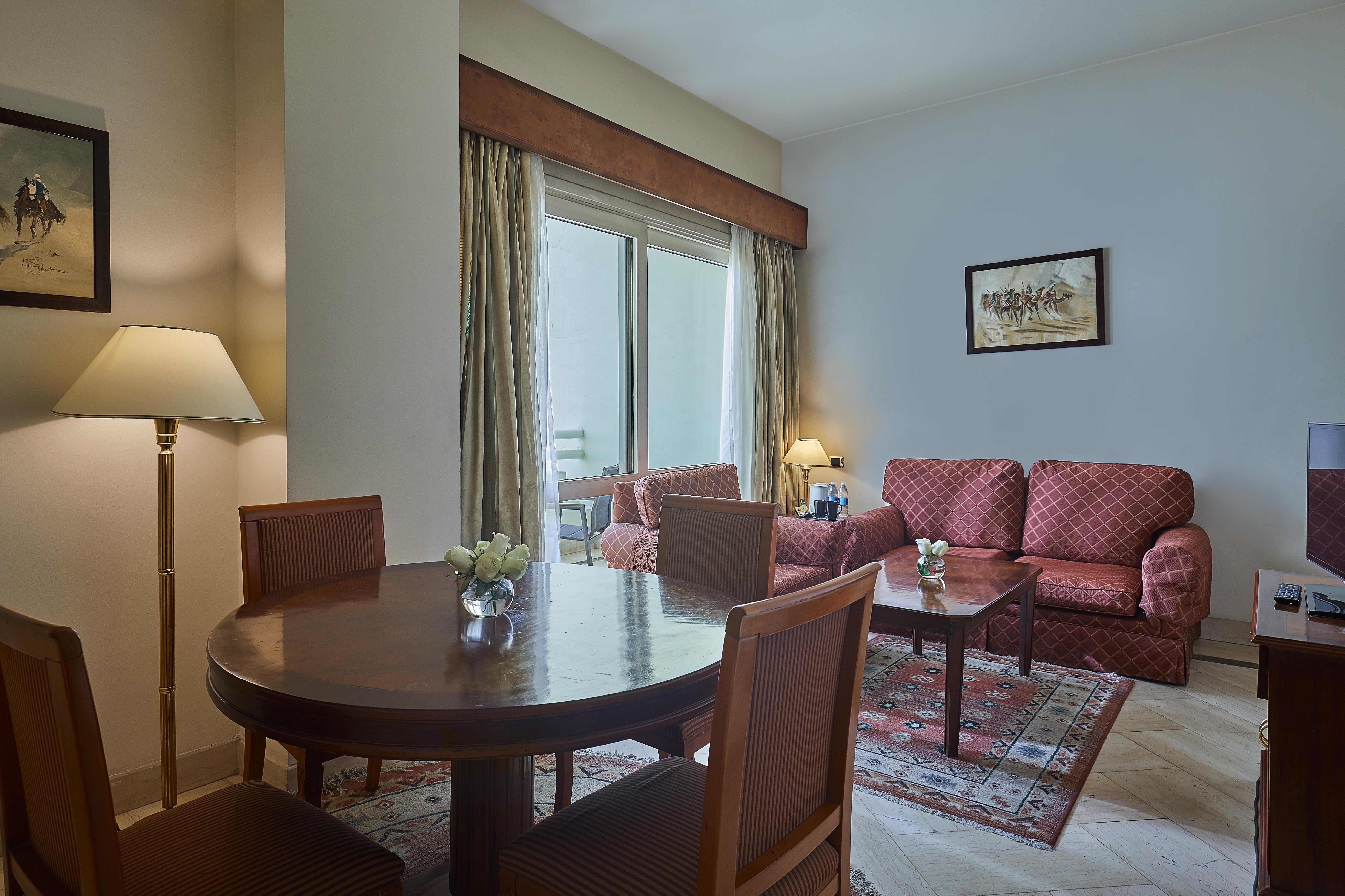 ไทรอัมพ์ พลาซา โฮเต็ล Hotel ไคโร ภายนอก รูปภาพ