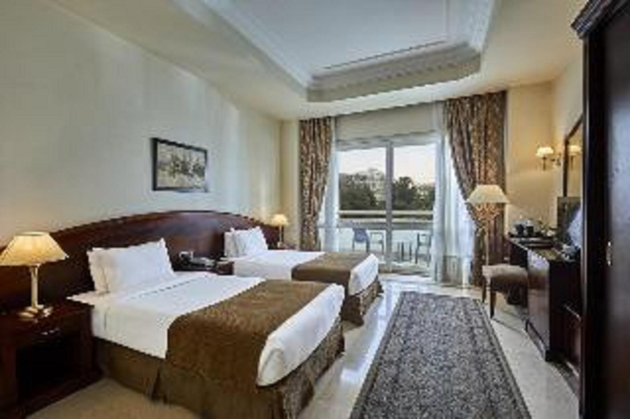ไทรอัมพ์ พลาซา โฮเต็ล Hotel ไคโร ภายนอก รูปภาพ