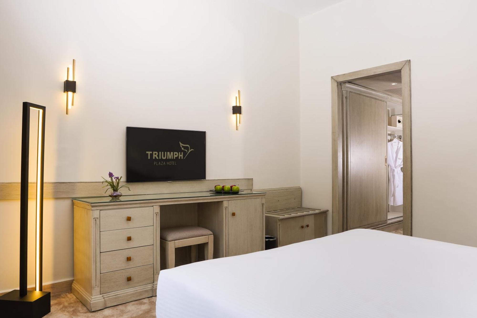 ไทรอัมพ์ พลาซา โฮเต็ล Hotel ไคโร ภายนอก รูปภาพ